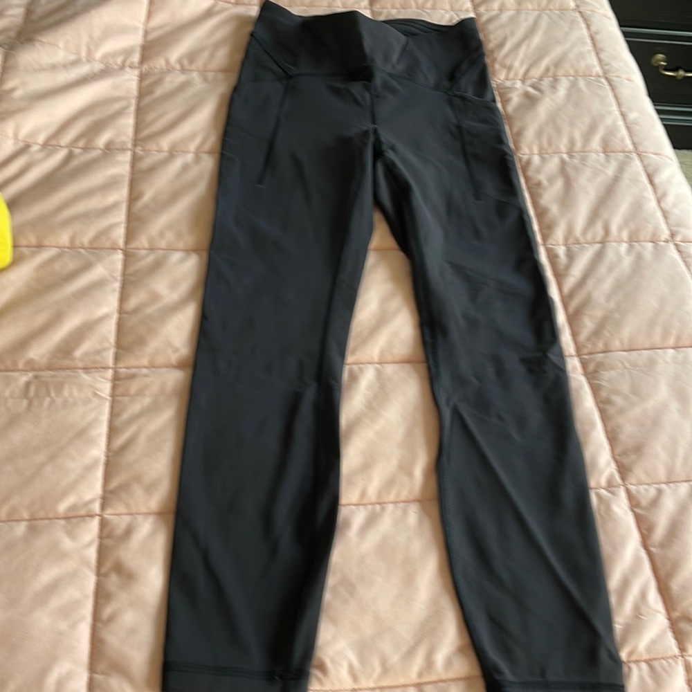 Power Thru High-Rise Tight 25” w/ pockets